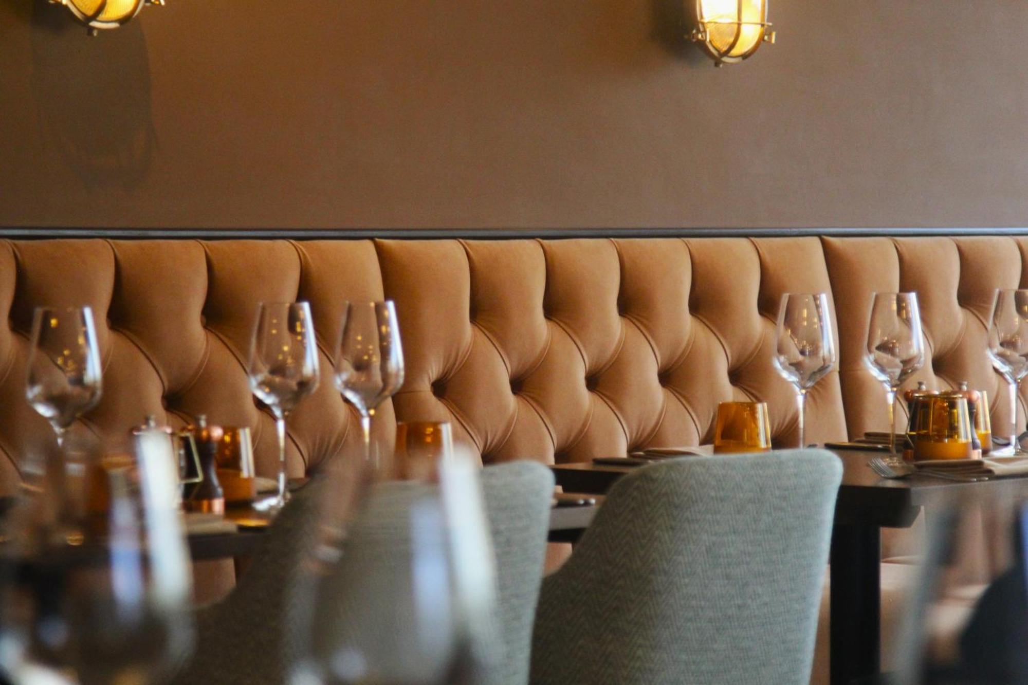 Coach & Horses Dersingham Hotel Eksteriør billede